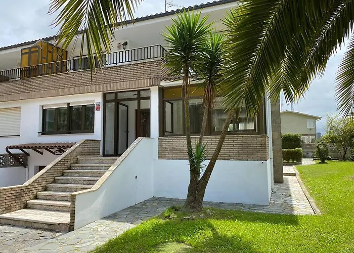 La Casina De Rodiles בית נופש Liñero